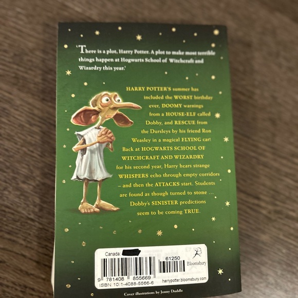 Harry Potter and the Chamber of Secrets Book - Picture 2 of 2